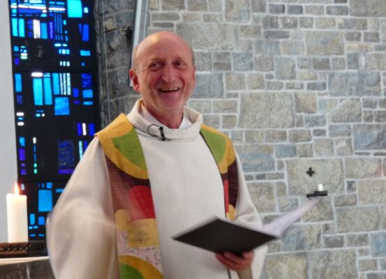 Vielen Dank an Herrn Pfarrer Becker für seine Unter•stützung.